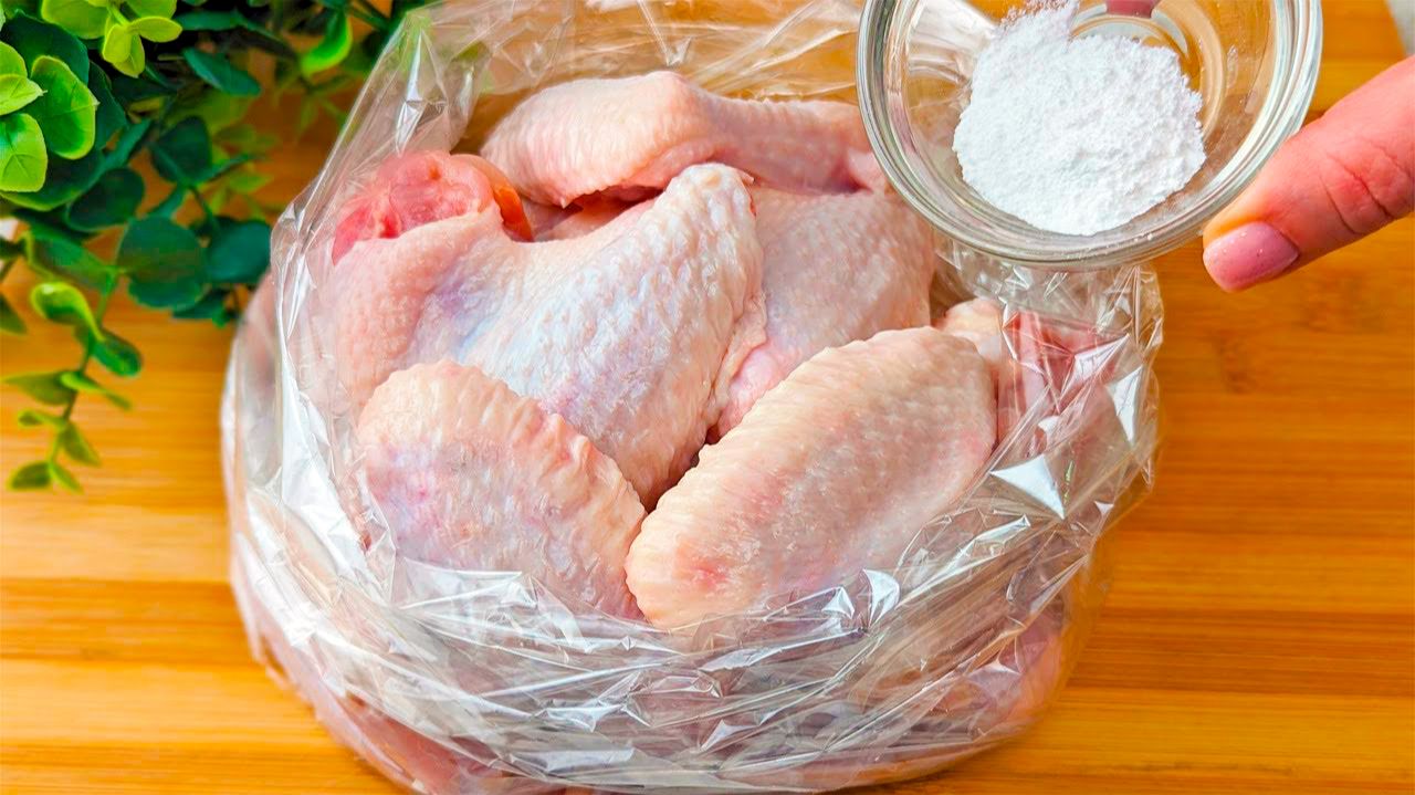 Вместо шашлыка на праздничный стол🔥Нереально вкусные куриные крылья на сковороде! Секрет в маринаде смотреть онлайн