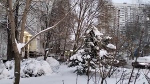 Снежный завал в Москве.