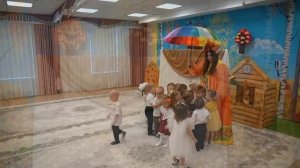 Алина на Празднике осени в детском саду 31 г.Михайловск