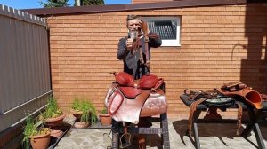 Лошади.Амуниция.Седло.