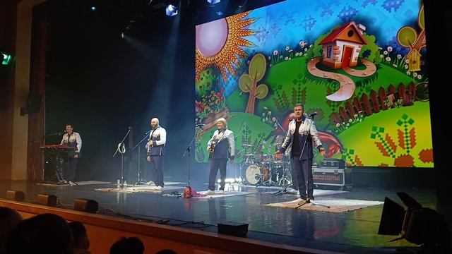 7-01-2026  ВИА  ПЕСНЯРЫ МОСКВА  ФЦ РЮМИНОЙ  ЧАСТЬ-4 смотреть онлайн