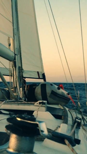 Мы живем на лодке уже 5 лет! смотреть онлайн