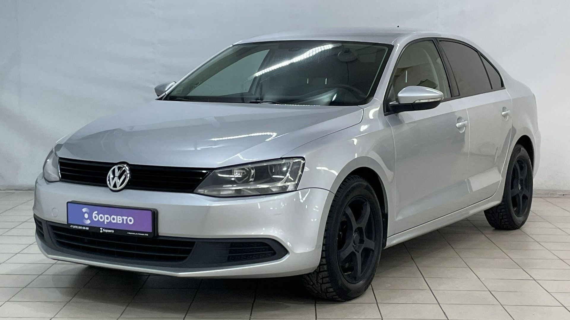 VOLKSWAGEN JETTA смотреть онлайн