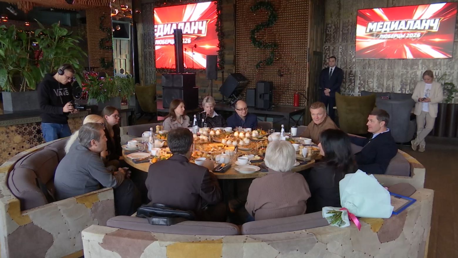 Медиаланч с главой. Из первых уст смотреть онлайн