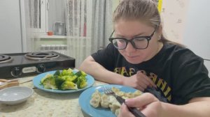 ВАРИМ ПЕЛЬМЕНИ И УЧУ ВАС ЖИЗНИ