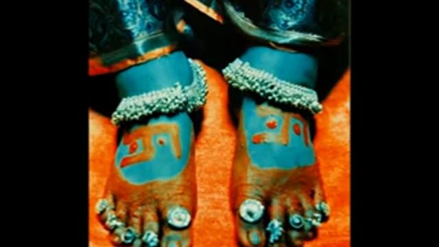 Шри Матаджи поёт Шри Хануман Чалиса. Шри Матаджи и Сахаджа йоги. смотреть онлайн