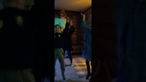 Танцы детей с дня рождения