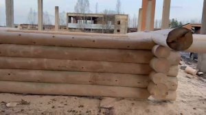 Два "колодца" сруба 5 на 6 метров на нашей стройплощадке