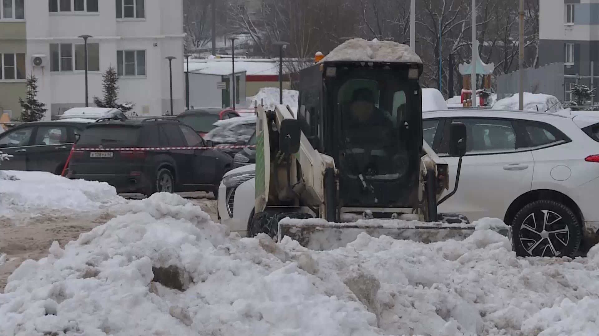 Из-за сложных погодных условий увеличилось число ДТП смотреть онлайн