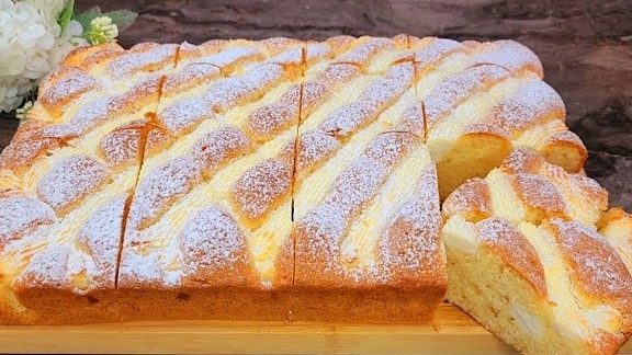 Боже, как вкусно! Я всегда буду так готовить! Просто беру ТВОРОГ. Съедаются в один миг! GOTOVIT смотреть онлайн