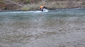 Сплав по Реку Лаба 25.10.2025 - Сапборд зацепился за ветку.