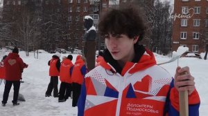 «Снежный десант» в сквере Бориса Громцева