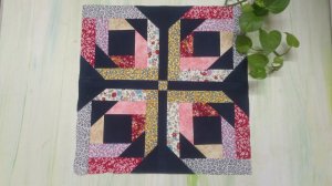 Красота из полосок! Пошаговая трансформация лишних лоскутков в гармоничный и стильный узор.