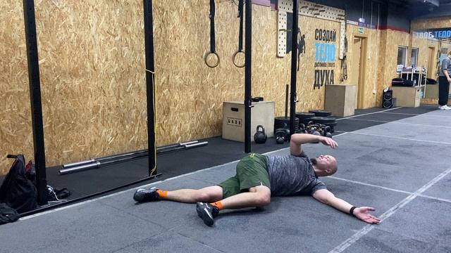 Открытая книга лежа / Open Book Lying смотреть онлайн