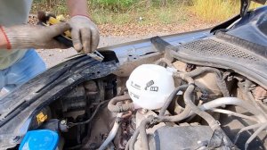 КАК ПОМЕНЯТЬ РАСШИРИТЕЛЬНЫЙ БАЧЕК НА ШКОДА РАПИД