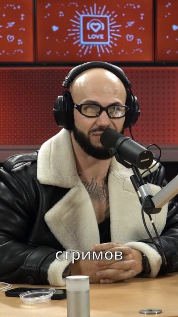 За что Джиган, Artik&Asti и Nilettо получили первую в Россию бриллиантовую пластинку? 🤩📀 смотреть онлайн