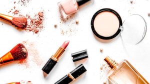 Пустышки декоративной косметики за пол года