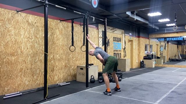 Растяжка плеча в наклоне / Rack Shoulder Flexion Stretch смотреть онлайн