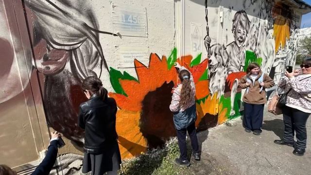 Роспись школьных пространств команда GraffitiCrew