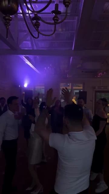 Кавер-группа - Немодные смотреть онлайн