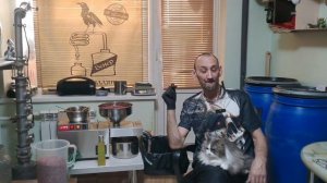 Дамы и Господа. 
Арахисовое масло и несколько слов о ценообразовании нашего продукта. 
С УВАЖЕНИЕМ.