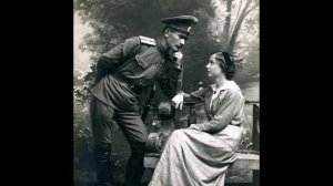 "НА МНЕ ТОГДА БЫЛ НОВЕНЬКИЙ МУНДИРЧИК"... (Фото гр. БЕЛАЯ ГВАРДИЯ) - Поёт Анатолий МОГИЛЕВСКИЙ)