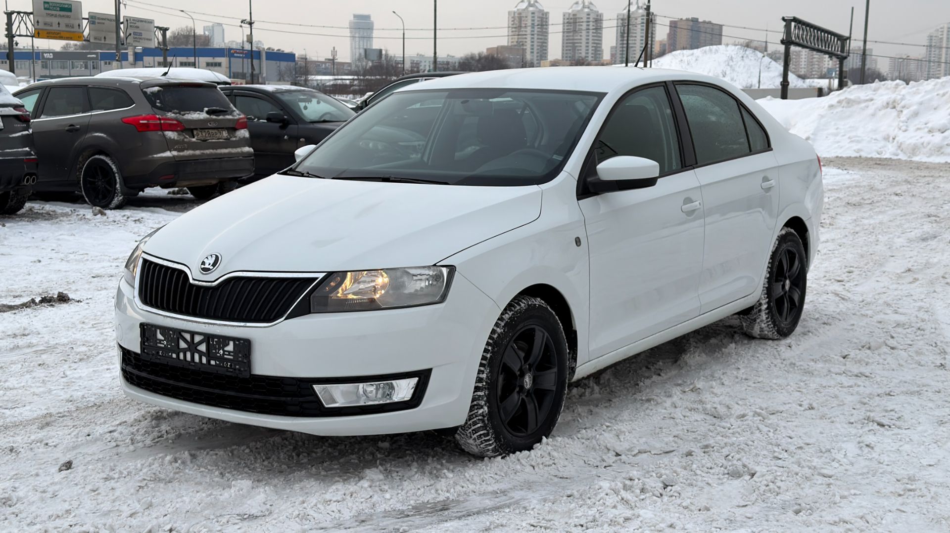 Skoda Rapid (2015) смотреть онлайн