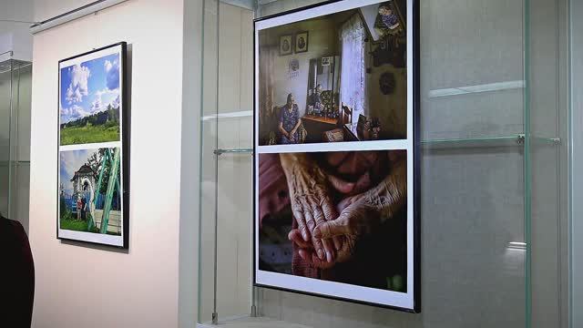 В Год единства народов России в столице Верхневолжья открылась фотовыставка -Тверские карелы- смотреть онлайн