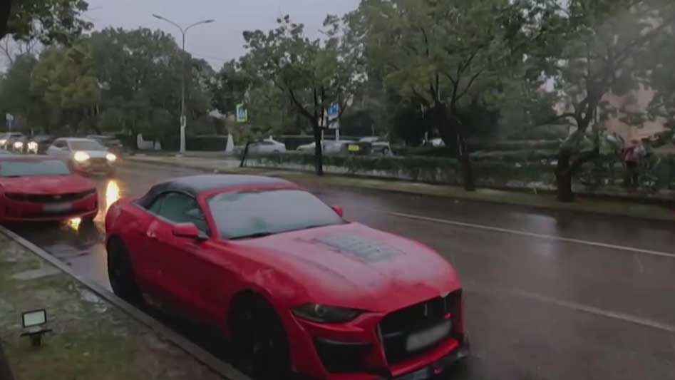 В Сочи и Сириусе штормовое предупреждение продлится до 17 января смотреть онлайн