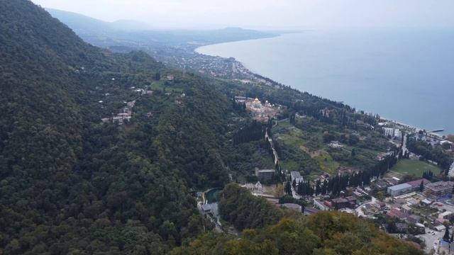 Абхазия в октябре. Новый Афон.
2K видео с коптера.🚁 смотреть онлайн