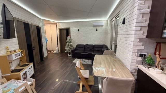 video5426924614263540741