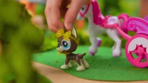 настя построила город для игрушек