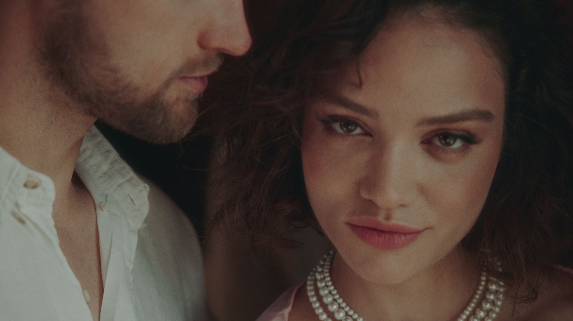 утренние сборы в отеле Националь смотреть онлайн