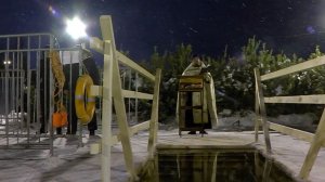 В прорубь с головой. Как не навредить себе во время крещенского купания