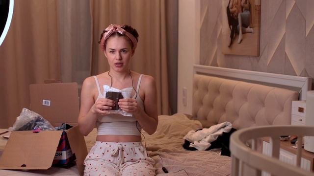 Распаковка забытых посылок  многодетная семья вскрывает секретную коробку