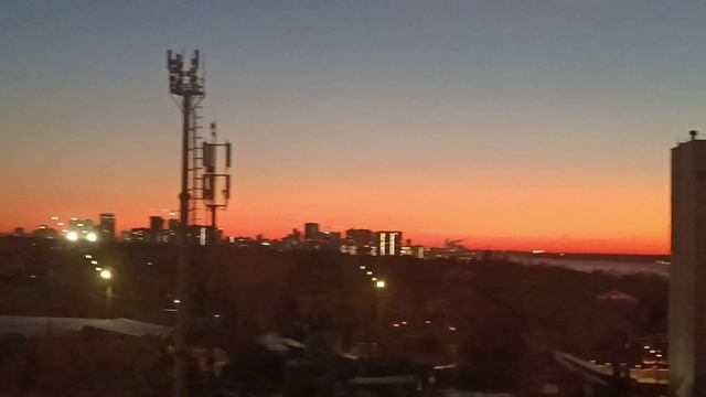 Как летит время ⏰!!!! Вот еще один закат. Зачем ❓так быстро 🚀. смотреть онлайн