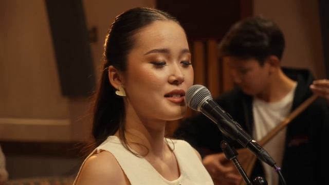 _cover A’STUDIO смотреть онлайн