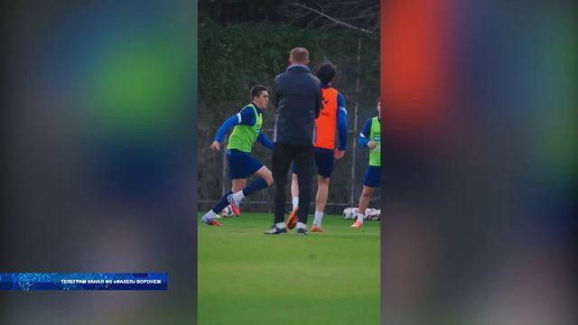 «Факел» продолжает подготовку к продолжению футбольного сезона смотреть онлайн