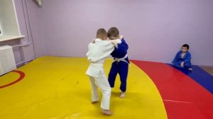 я на дзюдо.🥋 два лайка и два комментария а с меня новое видео