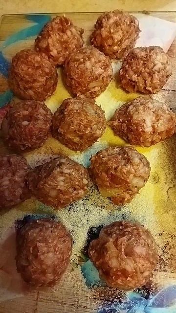 Рецепт котлет и фрикаделек из остатков от кошачьего мяса. смотреть онлайн