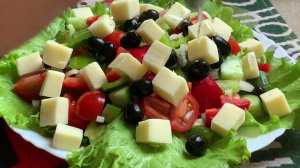 ВКУСНЫЙ ЗАВТРАК☕️АППЕТИТНЫЙ ГРЕЧЕСКИЙ САЛАТ🥗АРОМАТНЫЙ БАНАНОВЫЙ ХЛЕБ🍞ЗАБЕГАЙТЕ ❤️