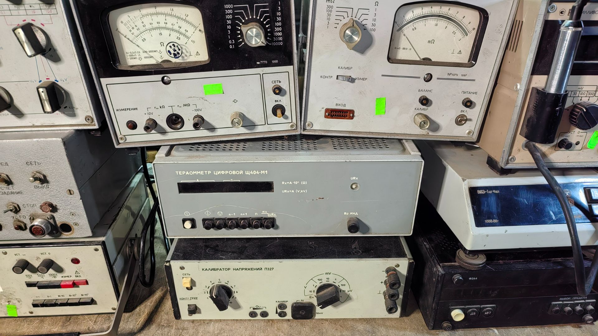 Золото, платина, палладий и серебро в приборах СССР. смотреть онлайн