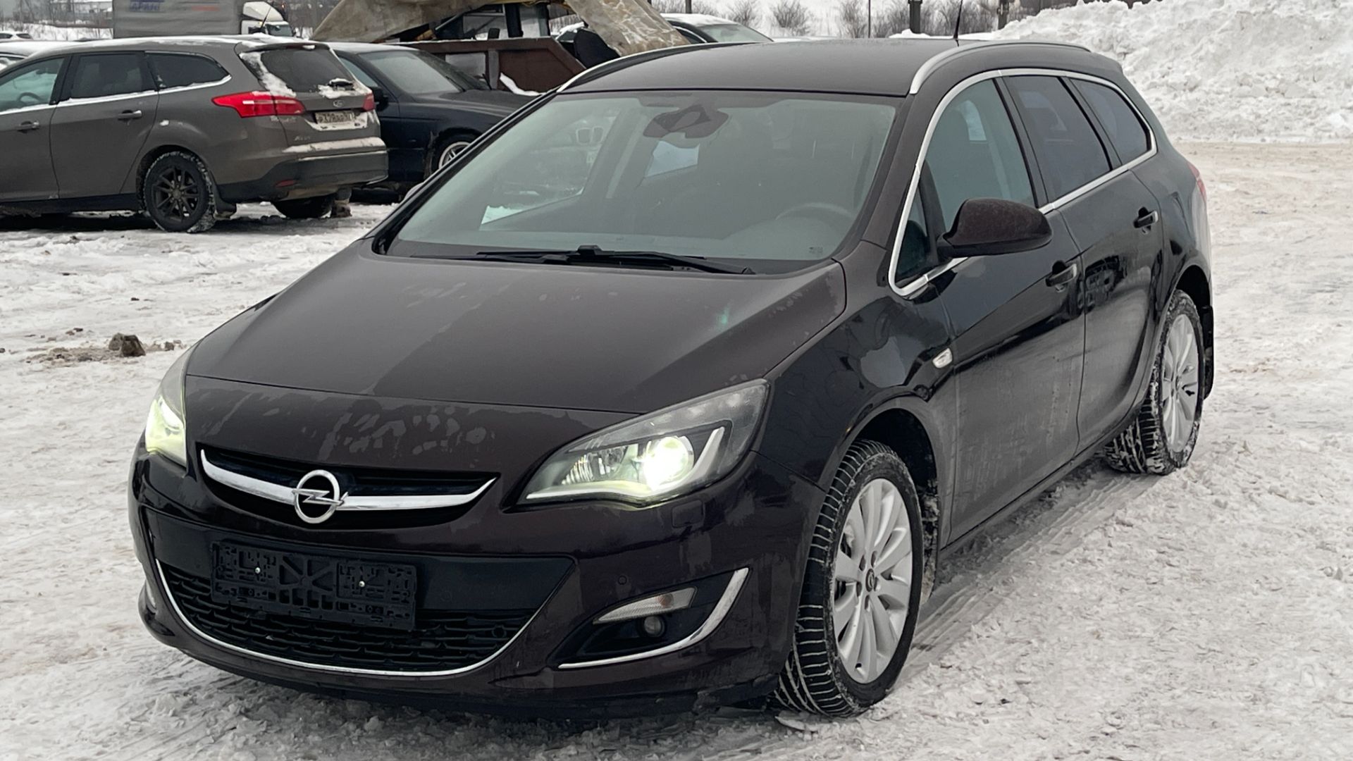 Opel Astra (2014) смотреть онлайн