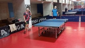 два шиповика. белая.mp4