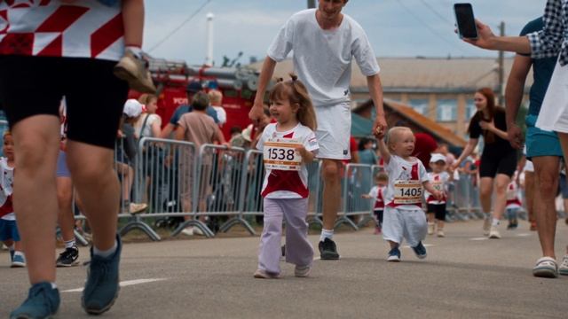 Парижский полумарафон 2025 смотреть онлайн