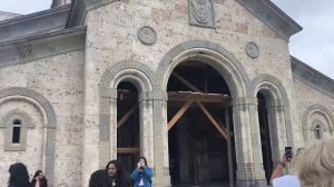 Грузия. Кахетия. Застолье по дороге. Древний монастырь Бодбе.