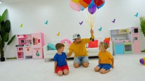 Приключение в картонной больнице для детей.