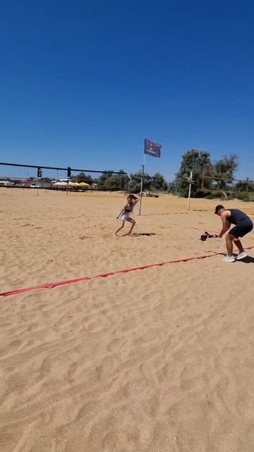 Лето☀️ Море🌊 в снежный и холодный день ❄️ смотреть онлайн