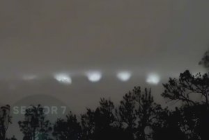 Огни Висящие Над Городом