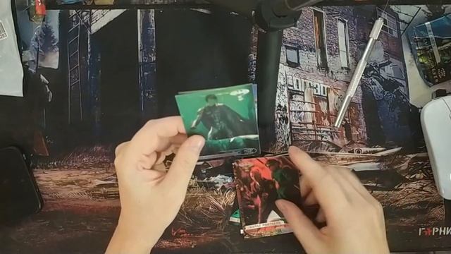 РяСПАКОВКА КОЛЛЕКЦИОННЫХ КАРТОЧЕК БЭТМЕН НАВСЕГДА #бэтмен #бэтменнавсегда #карточки смотреть онлайн